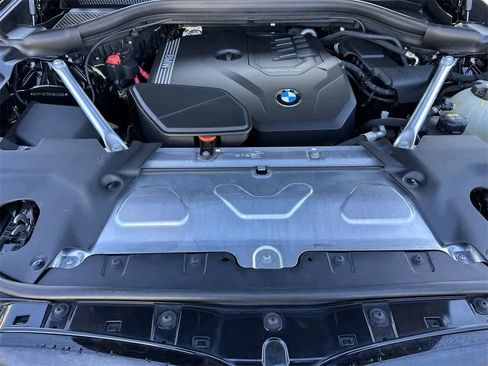 Used 2021 BMW X3 xDrive30i w/ M Sport Package image 9