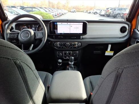 New 2025 Jeep Gladiator Sport image 6