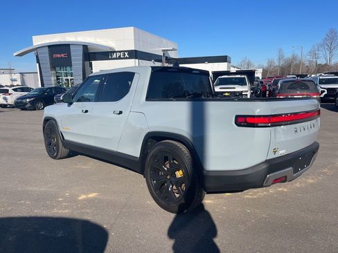 Used 2023 Rivian R1T Adventure image 3