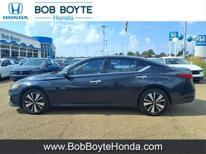 Used 2019 Nissan Altima 2.5 SV