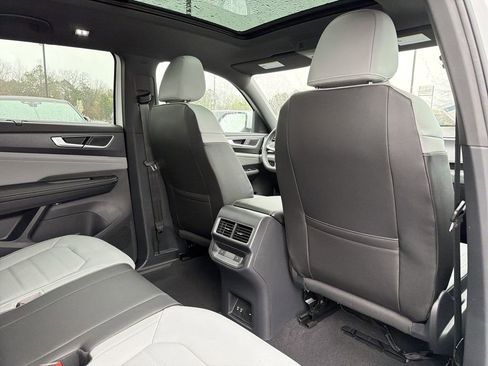 New 2026 Volkswagen Atlas Cross Sport SEL AWD/4WD image 18