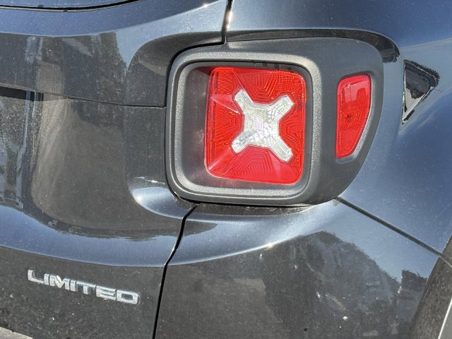 Used 2023 Jeep Renegade Limited AWD/4WD image 8