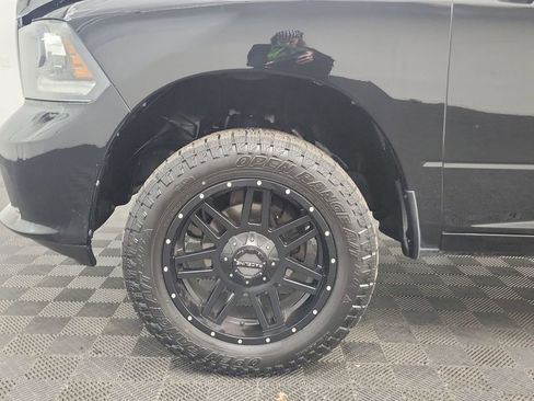 Used 2014 RAM 1500 Sport w/ Convenience Group image 9