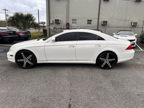 Used 2006 Mercedes-Benz CLS 500 image 4