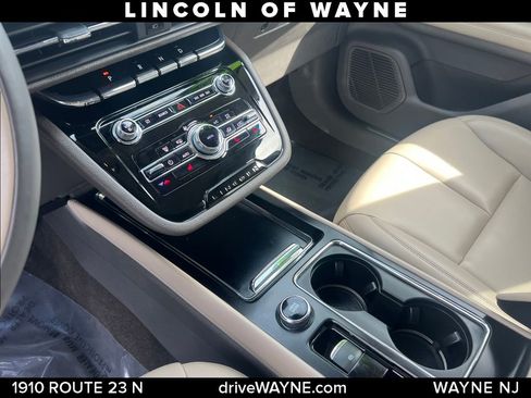 Certified 2021 Lincoln Corsair AWD w/ Equipment Group 101A image 24