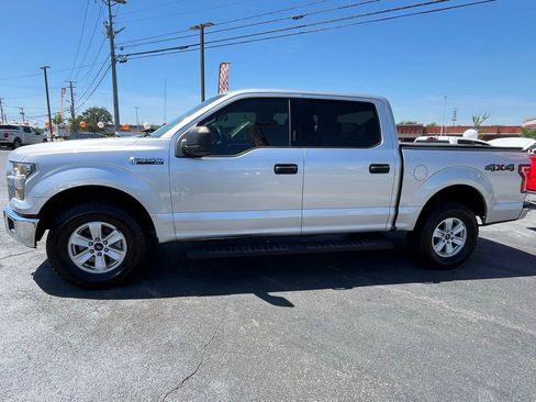 Used 2017 Ford F150 XLT AWD/4WD image 5