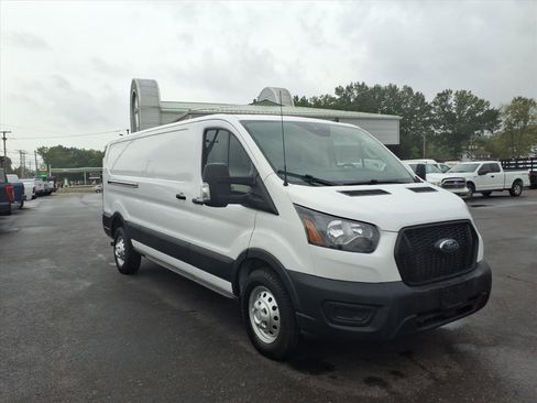 Used 2021 Ford Transit 350 Low Roof AWD image 3