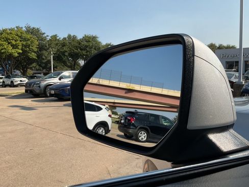 Used 2025 Hyundai Palisade SEL FWD image 22