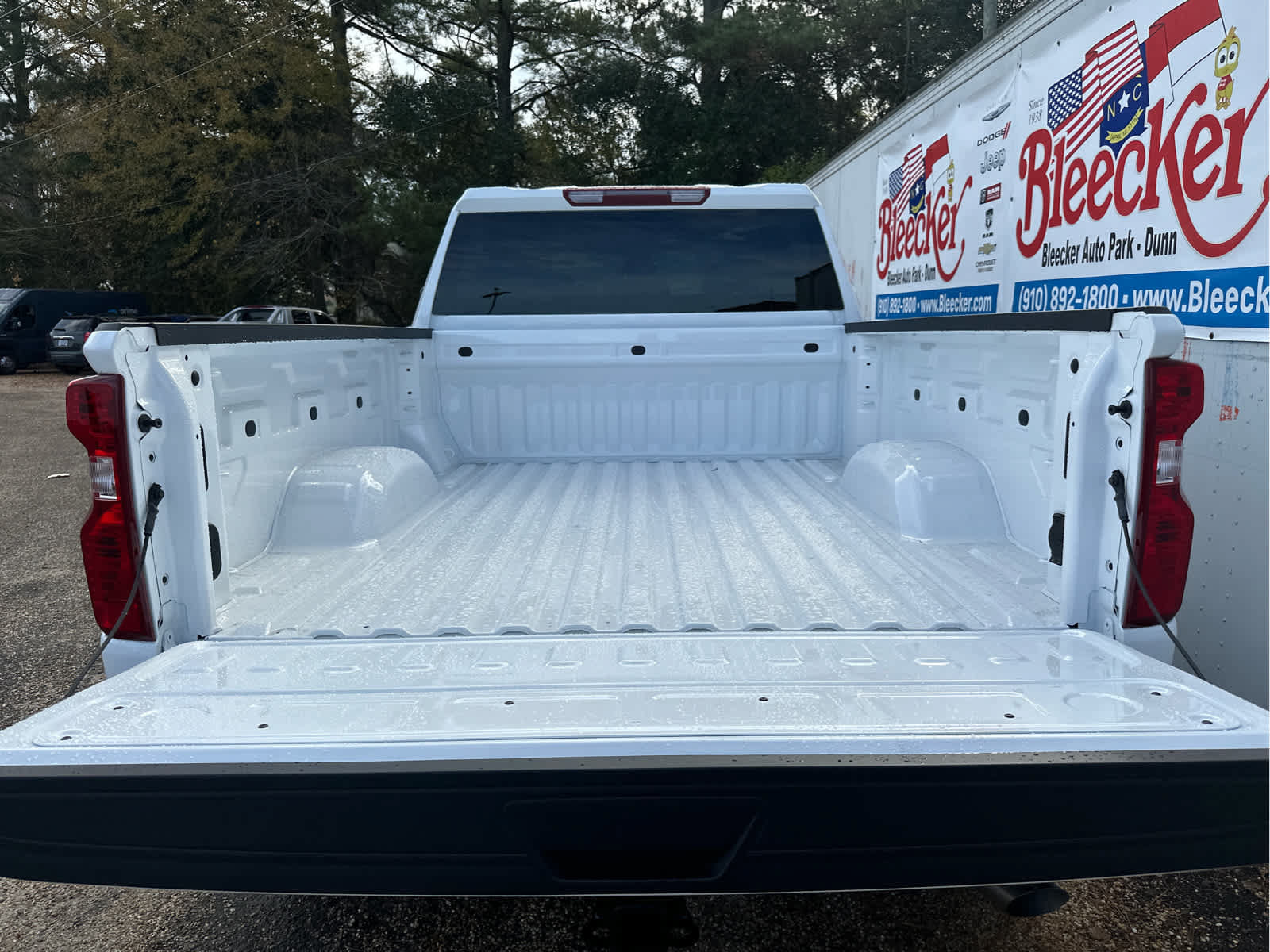 New 2026 Chevrolet Silverado 2500 Custom w/ Custom Value Package AWD/4WD image 20