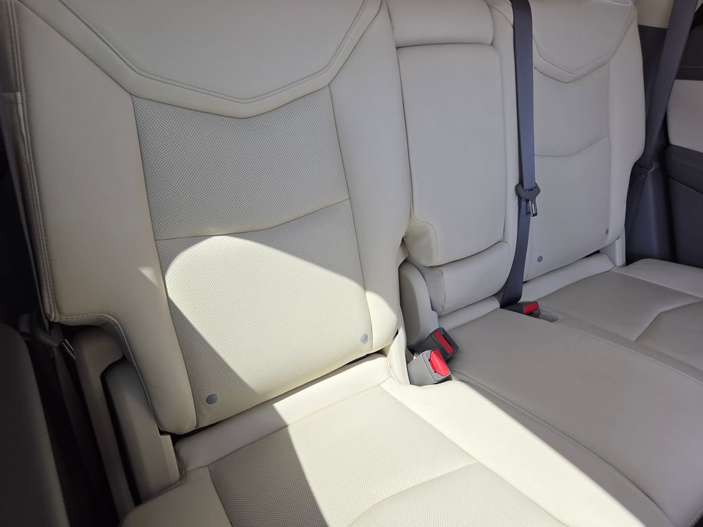 Used 2017 Cadillac XT5 Luxury FWD image 33
