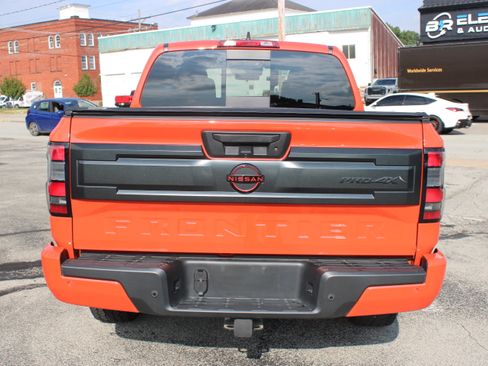 Certified 2025 Nissan Frontier PRO-4X AWD/4WD image 4
