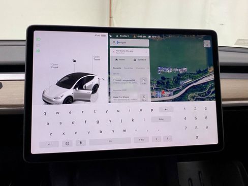 Used 2023 Tesla Model Y Long Range AWD/4WD image 22