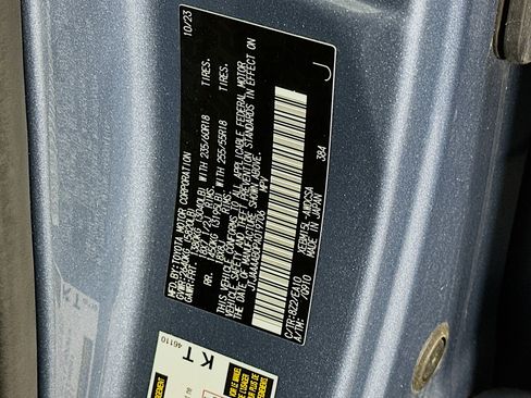 Used 2023 Lexus RZ 450e Premium w/ Technology Package image 12