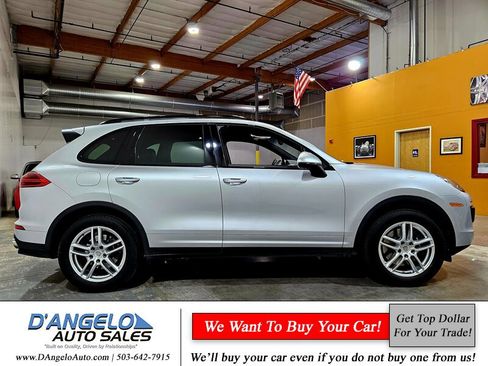 Used 2016 Porsche Cayenne image 4