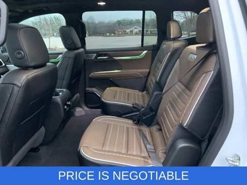 New 2026 GMC Acadia Denali Ultimate w/ LPO, Floor Liner Package image 25