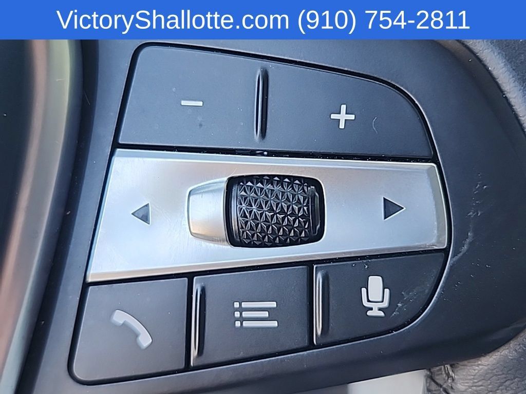 Used 2025 BMW X5 sDrive40i w/ Premium Package RWD image 18