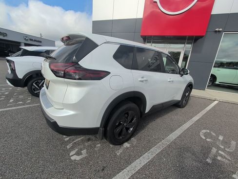 Used 2026 Nissan Rogue SV w/ Cold Weather Package image 6