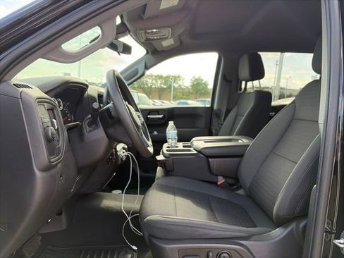 Used 2022 Chevrolet Silverado 1500 Custom w/ Safety Confidence Package RWD image 9