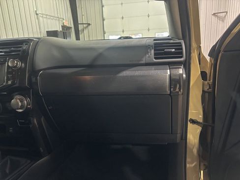 Used 2016 Toyota 4Runner TRD Pro image 30