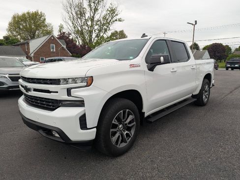 Used 2020 Chevrolet Silverado 1500 RST AWD/4WD image 3