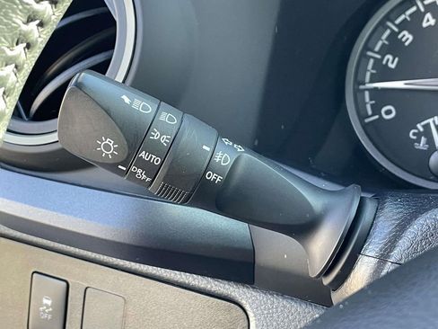 Used 2022 Toyota Tacoma 2WD Double Cab image 23