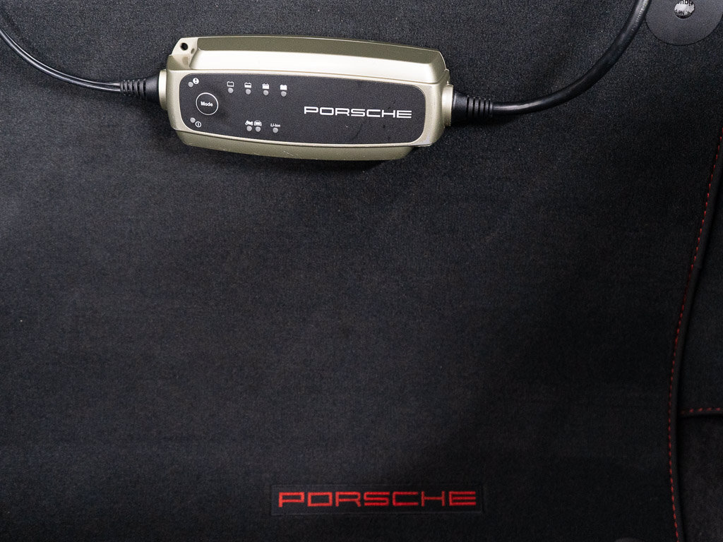 Used 2018 Porsche 911 GT2 RS RWD image 47
