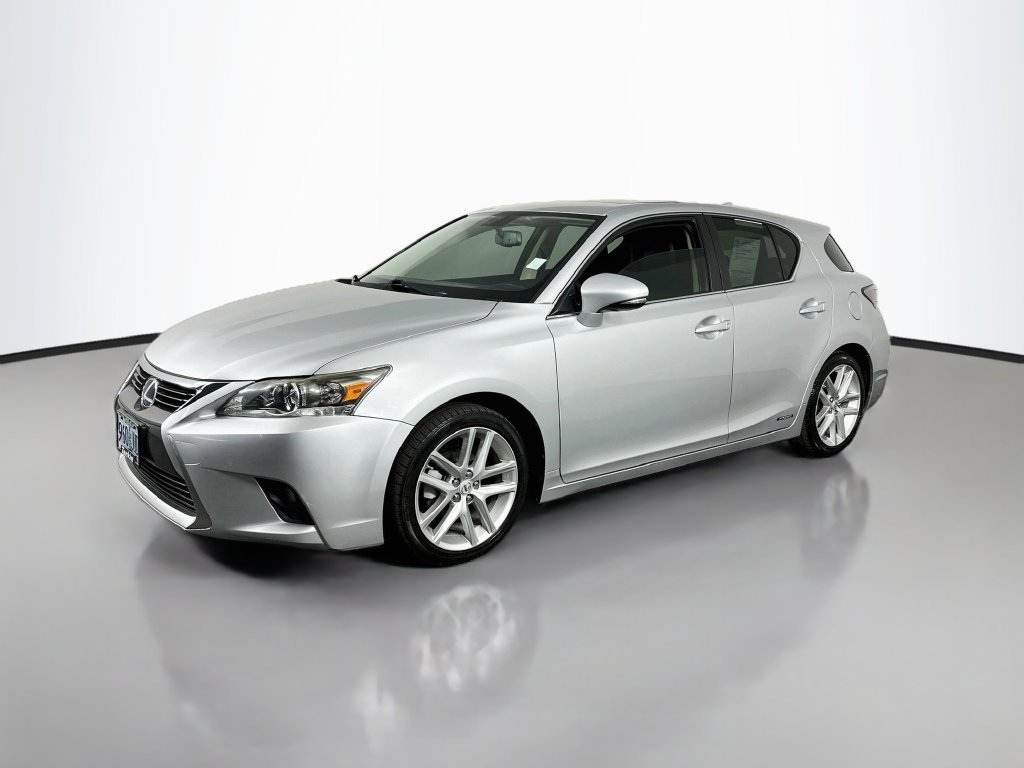 Used 2015 Lexus CT 200h w/ Seat Comfort Package FWD image 4
