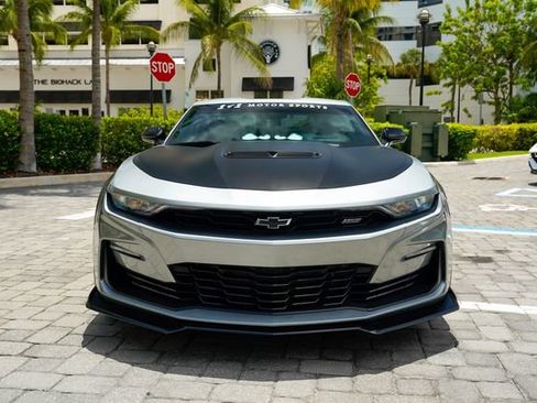 Used 2023 Chevrolet Camaro SS RWD image 4