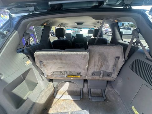 Used 2005 Toyota Sienna LE w/ LE Pkg 3 FWD image 53