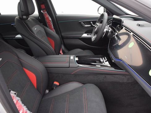 New 2026 Mercedes-Benz E 53 AMG e 4MATIC Sedan image 15