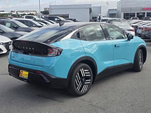 New 2026 Nissan Leaf SV+ w/ Floor Mat Package (SV+) image 4