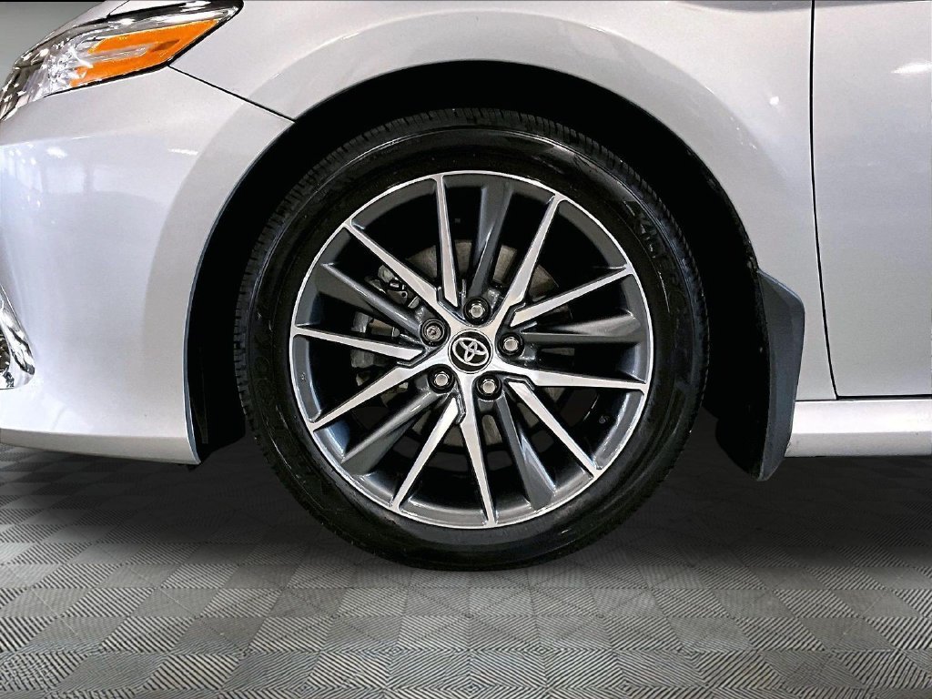 Used 2023 Toyota Camry XLE w/ Navigation Package AWD/4WD image 7