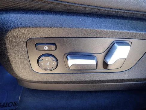 Used 2019 BMW X5 xDrive40i w/ Off-Road Package image 13