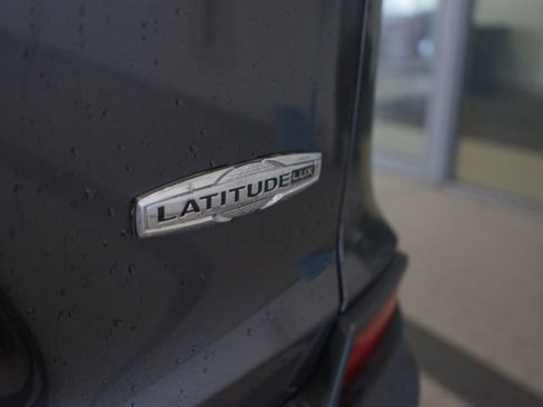 Used 2021 Jeep Cherokee Latitude Lux image 13