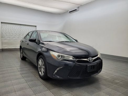 Used 2016 Toyota Camry SE image 13