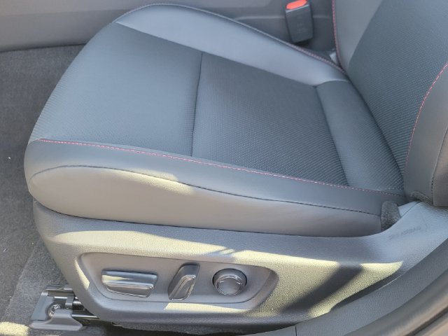 New 2027 Toyota Prius Plug-In Hybrid FWD image 19
