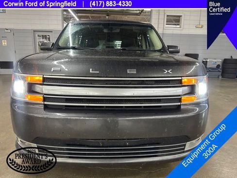 Used 2019 Ford Flex Limited FWD image 2