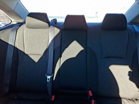 Certified 2023 Honda Accord LX image 19