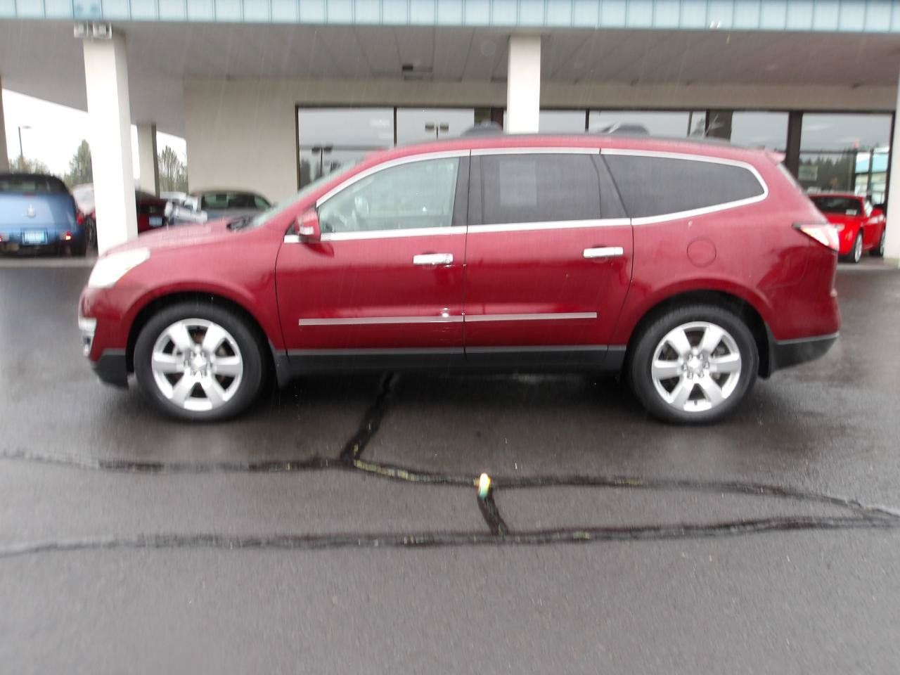 Used 2016 Chevrolet Traverse LTZ AWD/4WD image 2