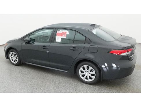 New 2026 Toyota Corolla LE FWD image 4