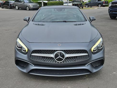 Used 2018 Mercedes-Benz SL 550 image 4