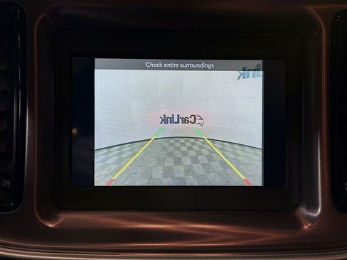 Used 2019 Dodge Challenger SXT image 15