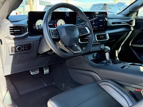 Used 2025 Ford Mustang GT Premium RWD image 9