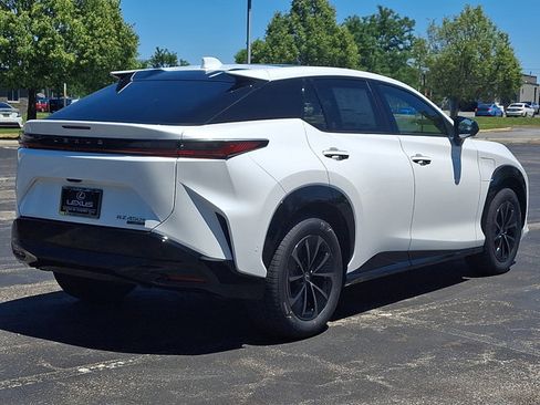 New 2026 Lexus RZ 450e AWD image 4