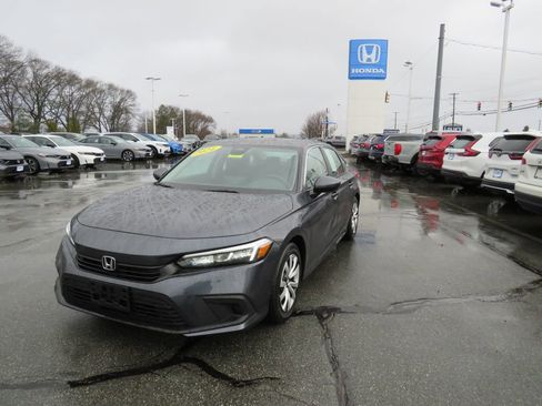 Used 2024 Honda Civic LX image 1