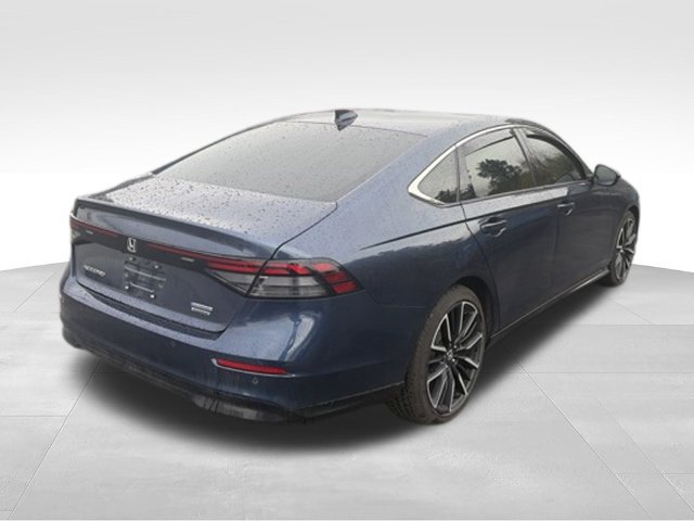 Used 2026 Honda Accord Touring image 3