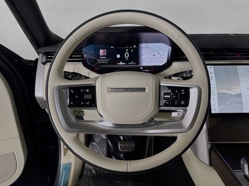 New 2026 Land Rover Range Rover Long Wheelbase SE AWD/4WD image 12