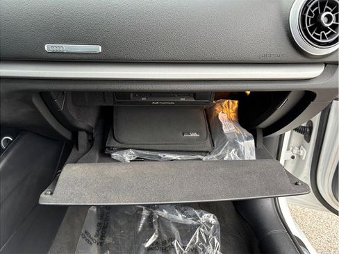 Used 2017 Audi A3 2.0T Premium image 38