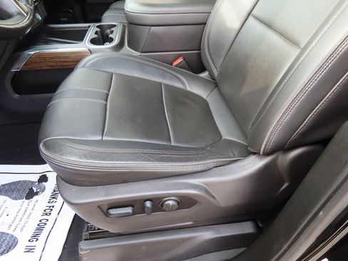 Used 2022 Chevrolet Silverado 1500 High Country image 40