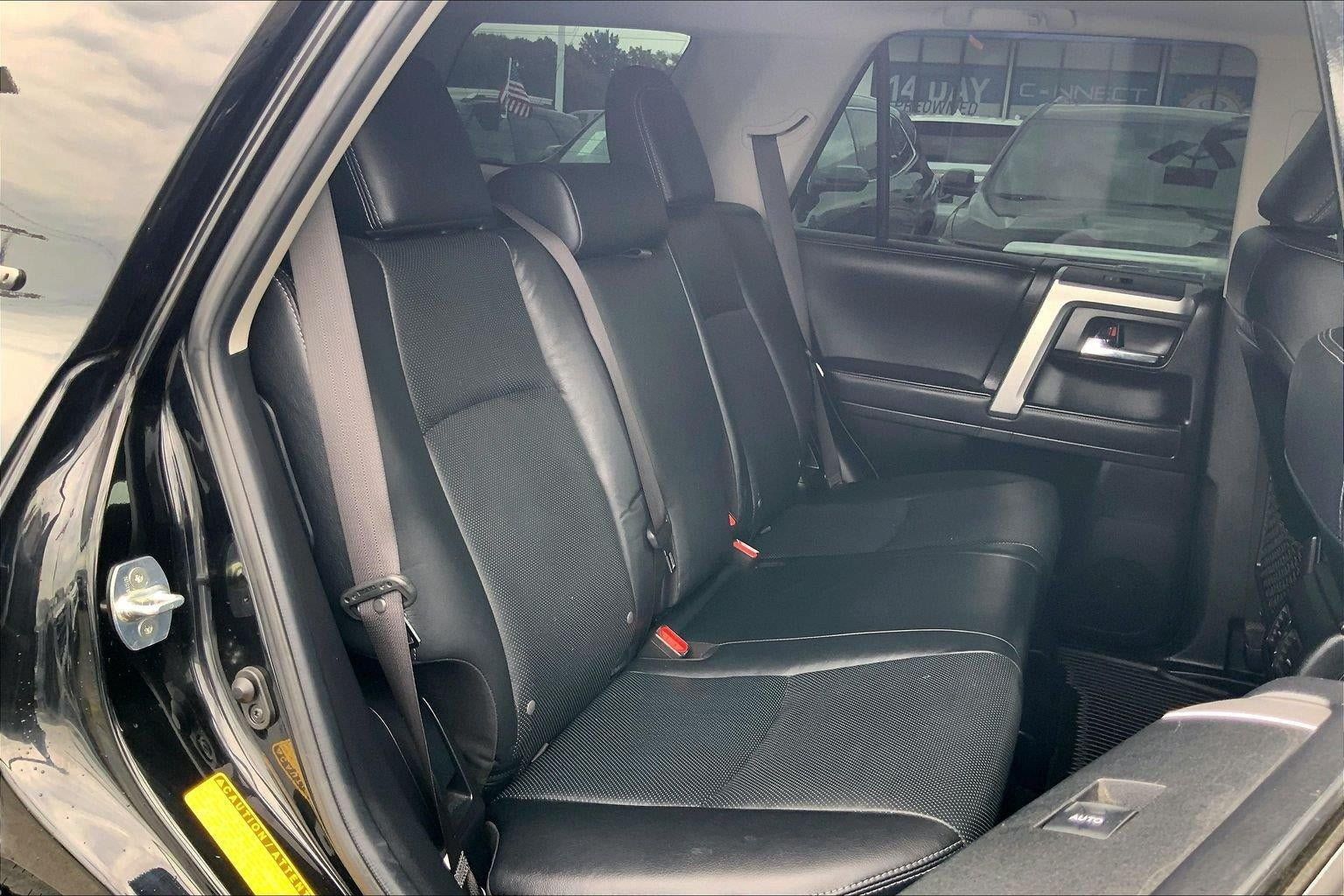 Used 2024 Toyota 4Runner Limited AWD/4WD image 22